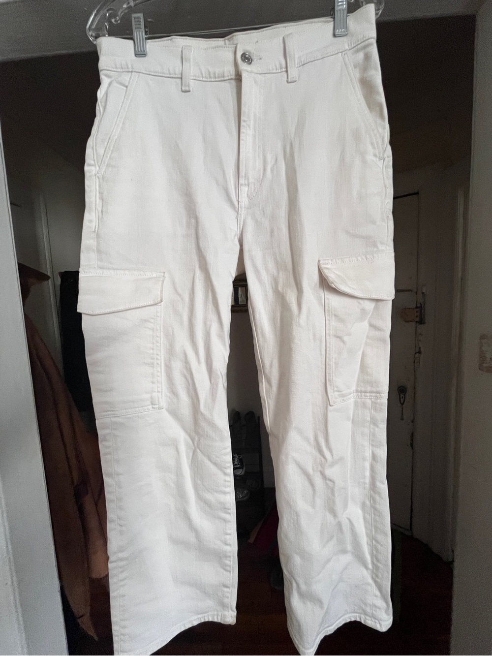 7 For All Mankind Women's White Logan Cargo Jeans - Size 30